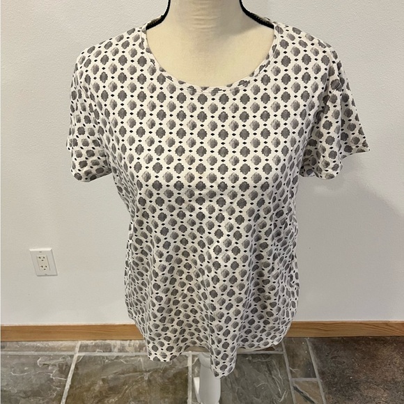 Women’s croft and borrow classic tee - Picture 1 of 6